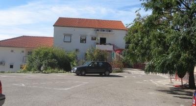 Leiligheter og rom Ćurin, privat innkvartering i sted Hvar, Kroatia