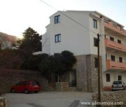 Apartments Ticic, private accommodation in city Pag, Croatia