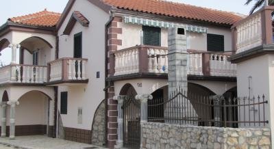 Apartamentos Liljana Ledinko, alojamiento privado en Privlaka, Croacia