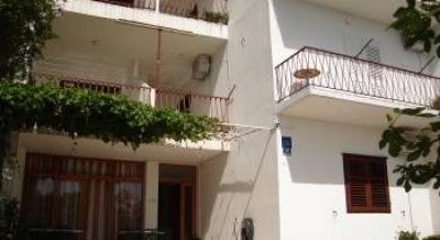 Apartments Covic, private accommodation in city Tučepi, Croatia