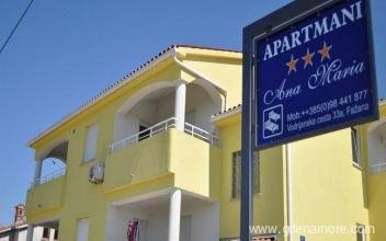 Apartamentos Ana María, alojamiento privado en Fažana, Croacia