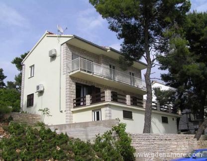 Leiligheter ved sj&oslash;en, privat innkvartering i sted Korčula, Kroatia - Pecotić aaprtmani