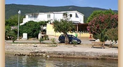 Apartments Sreser, private accommodation in city Sreser, Croatia