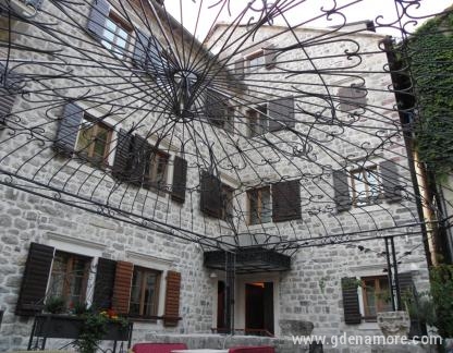 Villa Duomo, частни квартири в града Kotor, Черна Гора - Hotel Villa Duomo
