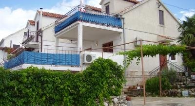 Wohnung eni, Privatunterkunft im Ort Brač Milna, Kroatien