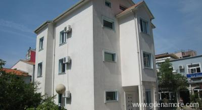 Kuca u Rafailovicima, privatni sme&scaron;taj u mestu Rafailovići, Crna Gora