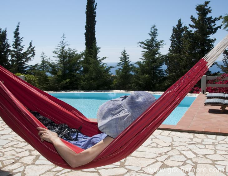 IDILLI VILLAS LEFKADA LARGE PRIVATE POOL VILLA!!!