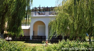 Avra Apartments, privatni sme&scaron;taj u mestu Lefkada, Grčka