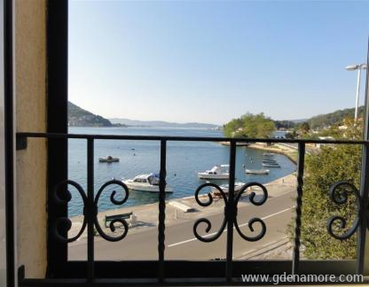 Bucanero, Privatunterkunft im Ort Kamenari, Montenegro - Bucanero