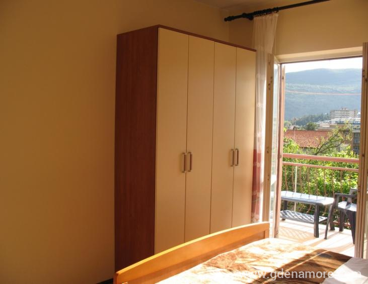 Apartmani i sobe VEGA