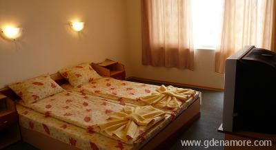 Хотел "Южен плаж", &epsilon;&nu;&omicron;&iota;&kappa;&iota;&alpha;&zeta;ό&mu;&epsilon;&nu;&alpha; &delta;&omega;&mu;ά&tau;&iota;&alpha; &sigma;&tau;&omicron; &mu;έ&rho;&omicron;&sigmaf; Ravda, Bulgaria