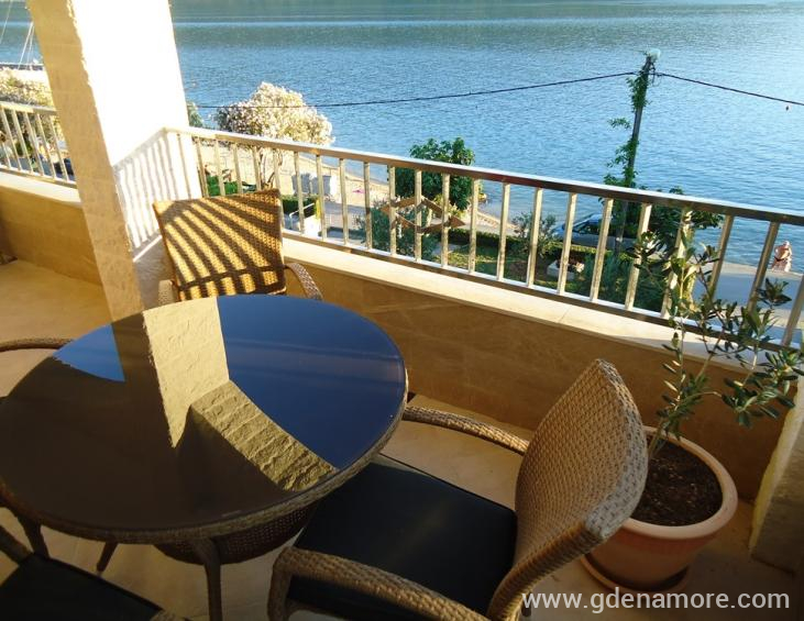 Trokrevetni studio br.2