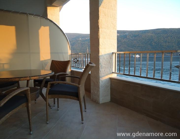 Trokrevetni studio br.6