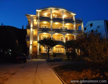 Apartmani Krivokapic, privatni sme&scaron;taj u mestu Kumbor, Crna Gora