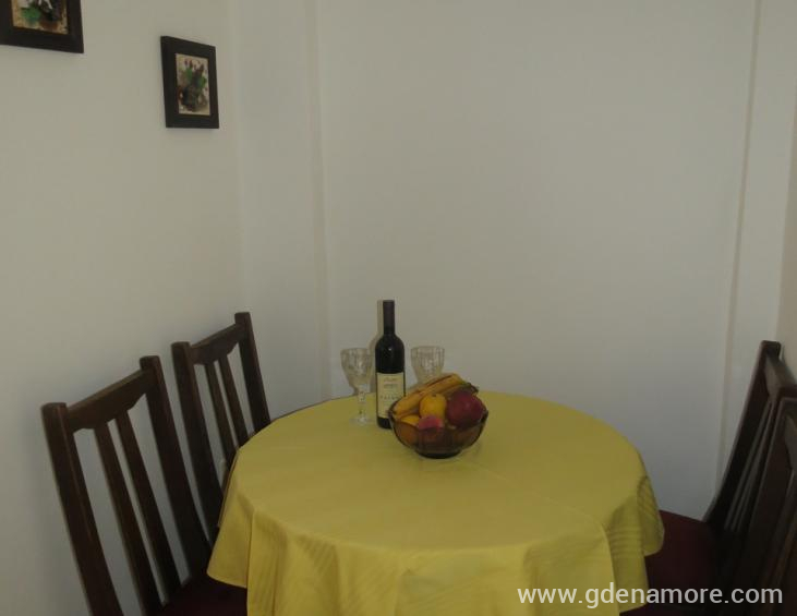 Trokrevetni apartman