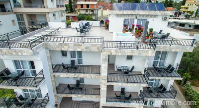 Apartmaji &Scaron;arič, zasebne nastanitve v mestu &Scaron;u&scaron;anj, Črna gora