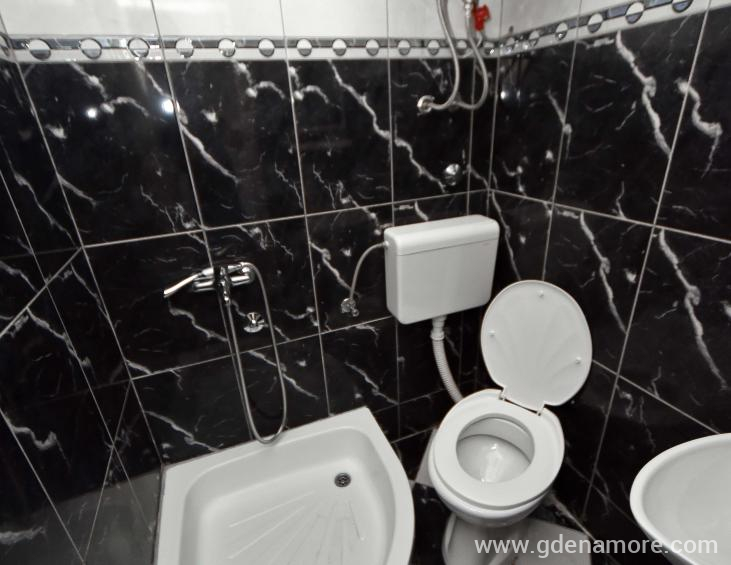 Kupatilo Dvokrevetnog Apartmana