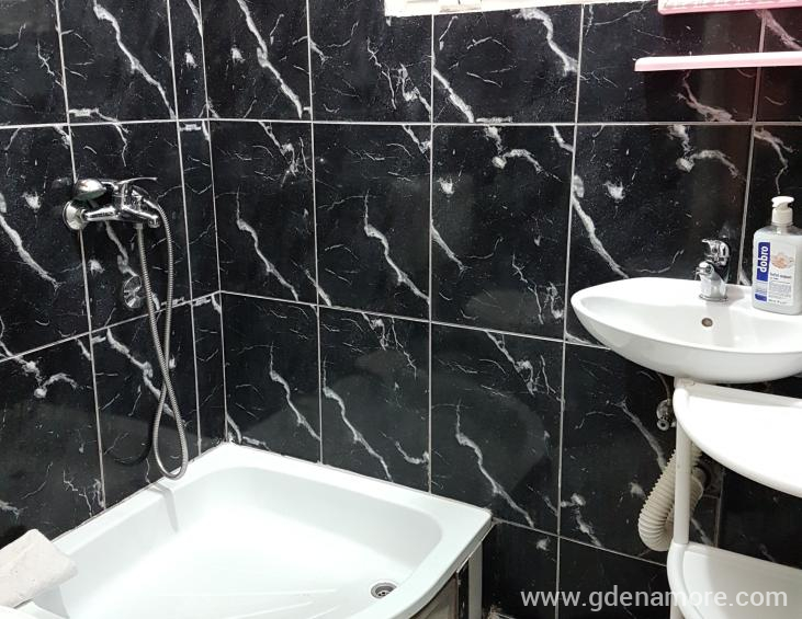 Trokrevetni apartman