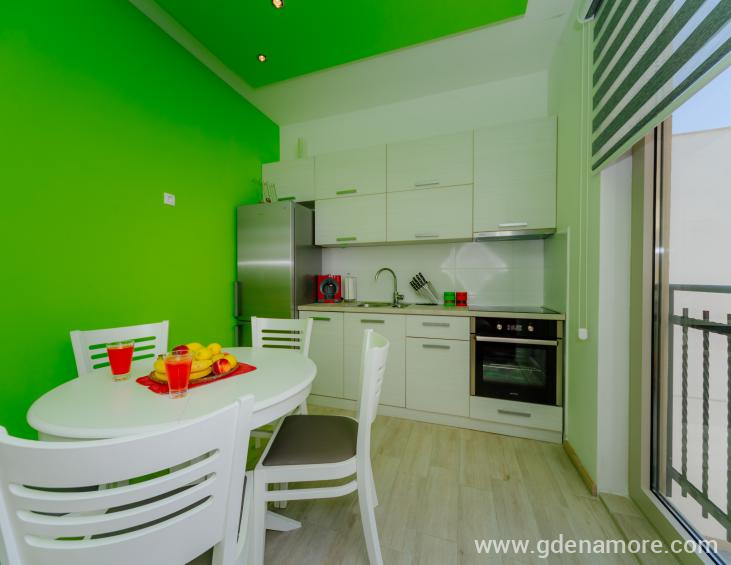 kuhinja i trpezarija