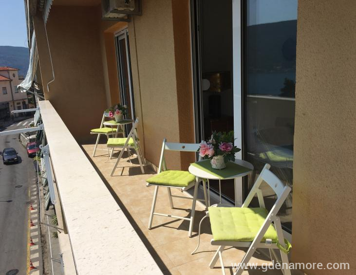 Terrace facing sea
