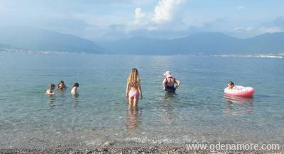 apartmani, alloggi privati a Lu&scaron;tica, Montenegro