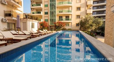 Mountain View Studio with Pool, privat innkvartering i sted Bečići, Montenegro