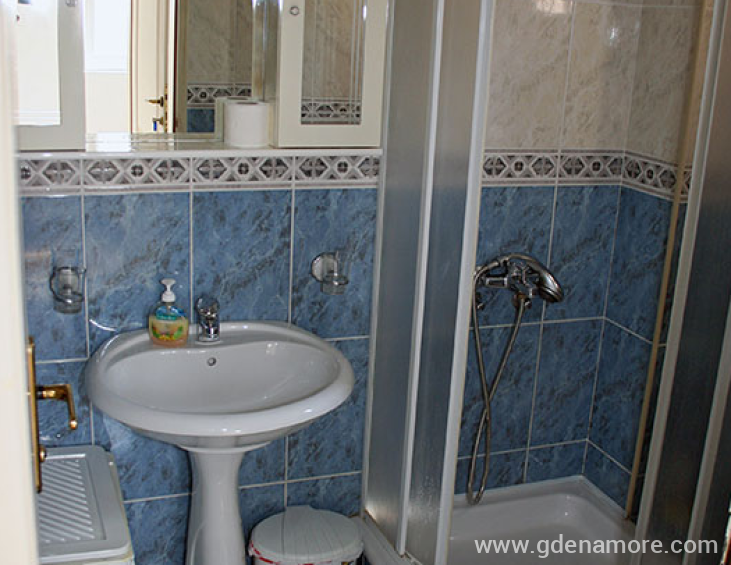 Apartman 2 - I sprat (CASA M&amp;amp;amp;S, Petrov