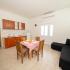 Appartamenti Dragojevic, Apartman br.7, alloggi privati a Obala bogisici, Montenegro - zqZU2Jyw