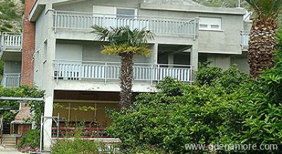 Apartamentos Pavlović, alojamiento privado en Duće-Luka, Croacia