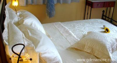 Acroploro (Furnished Apartments), logement priv&eacute; &agrave; Galaxidi, Gr&egrave;ce