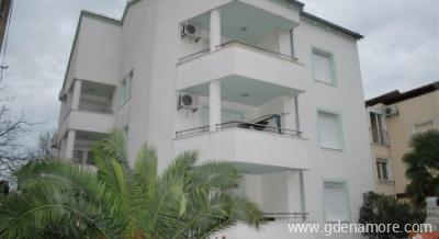 Apartma ADRIANA -A1 Biograd, zasebne nastanitve v mestu Biograd, Hrva&scaron;ka