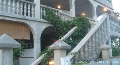 Appartements Tomic, logement priv&eacute; &agrave; Vodice, Croatie