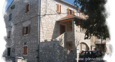 MONOLOCALE BALADUR, alloggi privati a Umag, Croazia