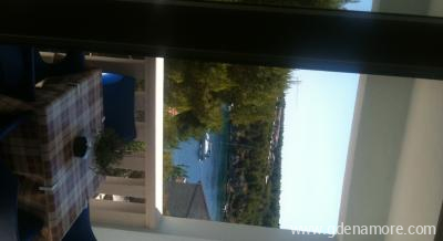 Appartamenti Simic, alloggi privati a Brač, Croazia