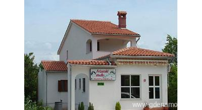 Leiligheter Marina, privat innkvartering i sted Fažana, Kroatia