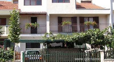 Wohnungen Kiwi, Privatunterkunft im Ort Rovinj, Kroatien